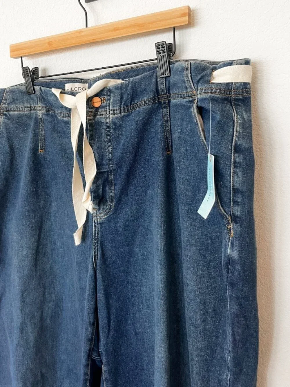 NWT Anthropologie Pilcro Tie Waist Barrel Jeans Medium Wash Size 18W - Picture 2 of 6